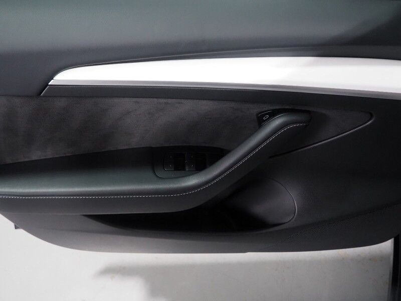 2023 Tesla Model 3 *AUTOPILOT, NAVIGATION, SAFETY ALERTS, ADAPTIVE CRUISE, SURROUND VIEW CAMERAS, PANORAMA GLASS ROOF, HEATED SEATS/STEERING WHEEL, BLUETOOTH, WIRELESS CHARGING Round Rock TX