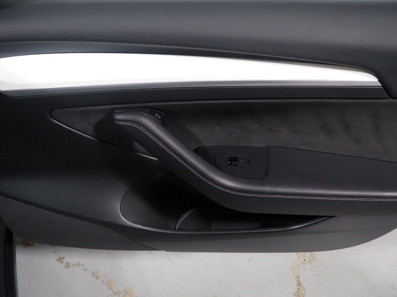 2023 Tesla Model 3 *AUTOPILOT, NAVIGATION, SAFETY ALERTS, ADAPTIVE CRUISE, SURROUND VIEW CAMERAS, PANORAMA GLASS ROOF, HEATED SEATS/STEERING WHEEL, BLUETOOTH, WIRELESS CHARGING Round Rock TX