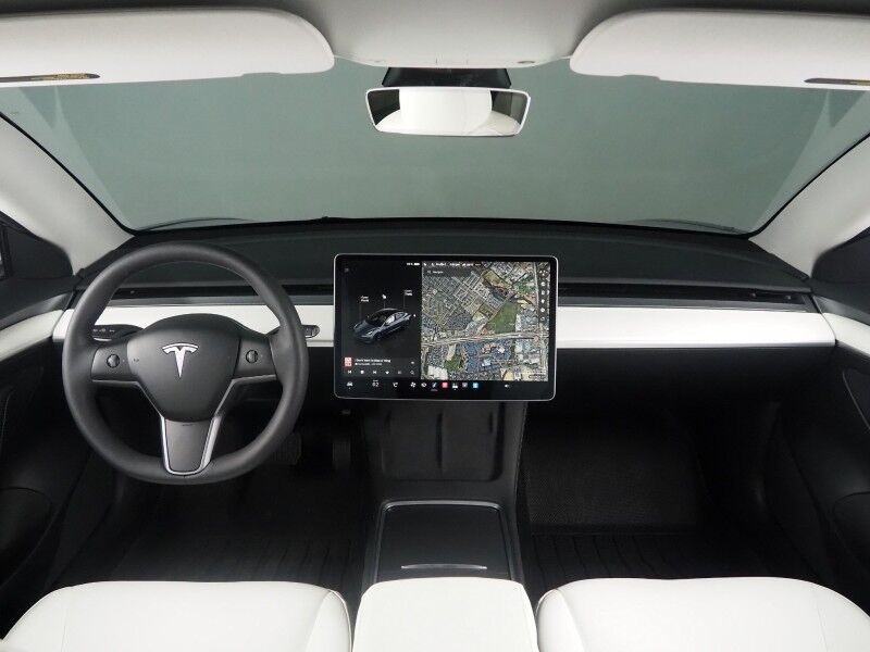 2023 Tesla Model 3 *AUTOPILOT, NAVIGATION, SAFETY ALERTS, ADAPTIVE CRUISE, SURROUND VIEW CAMERAS, PANORAMA GLASS ROOF, HEATED SEATS/STEERING WHEEL, BLUETOOTH, WIRELESS CHARGING Round Rock TX