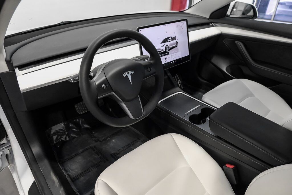 2023 Tesla Model 3 Base