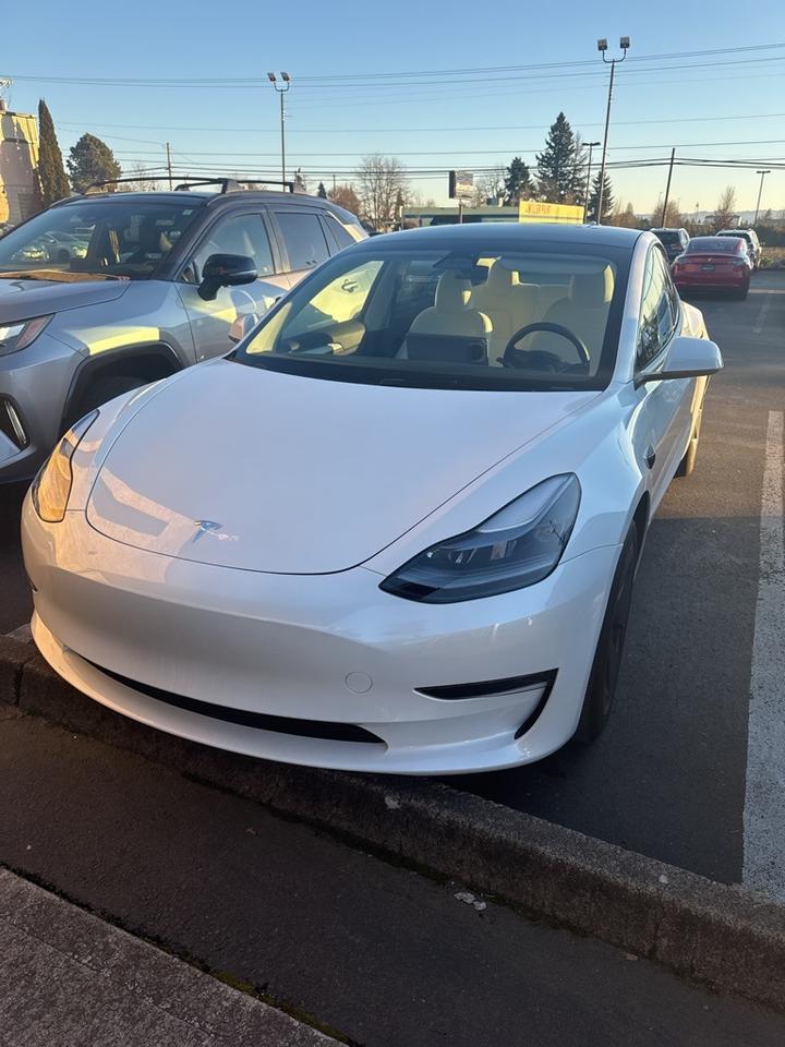 2023 Tesla Model 3 Base