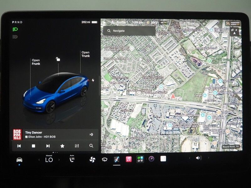 2023 Tesla Model 3 Long Range AWD *TRAFFIC AWARE CRUISE CONTROL, NAVIGATION, SAFETY ALERTS, SURROUND VIEW CAMERAS, PANORAMA GLASS ROOF, HEATED SEATS/STEERING WHEEL,18 INCH WHEELS, BLUETOOTH, WIRELESS CHARGING Round Rock TX