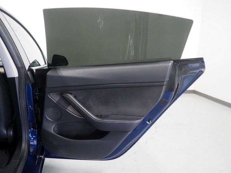 2023 Tesla Model 3 Long Range AWD *TRAFFIC AWARE CRUISE CONTROL, NAVIGATION, SAFETY ALERTS, SURROUND VIEW CAMERAS, PANORAMA GLASS ROOF, HEATED SEATS/STEERING WHEEL,18 INCH WHEELS, BLUETOOTH, WIRELESS CHARGING Round Rock TX
