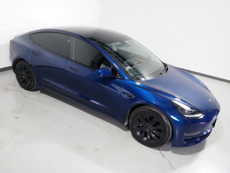 2023 Tesla Model 3 Long Range AWD *TRAFFIC AWARE CRUISE CONTROL, NAVIGATION, SAFETY ALERTS, SURROUND VIEW CAMERAS, PANORAMA GLASS ROOF, HEATED SEATS/STEERING WHEEL,18 INCH WHEELS, BLUETOOTH, WIRELESS CHARGING Round Rock TX