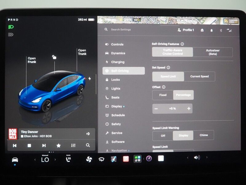2023 Tesla Model 3 Long Range AWD *TRAFFIC AWARE CRUISE CONTROL, NAVIGATION, SAFETY ALERTS, SURROUND VIEW CAMERAS, PANORAMA GLASS ROOF, HEATED SEATS/STEERING WHEEL,18 INCH WHEELS, BLUETOOTH, WIRELESS CHARGING Round Rock TX