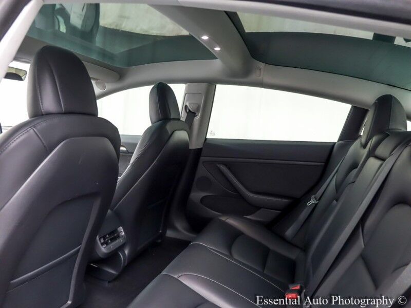 2023 Tesla Model 3 Long Range PRICE INCLUDES THE $4000 ILLINOIS EV TAX CREDIT Willowbrook IL