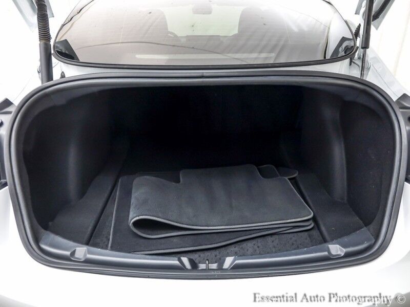 2023 Tesla Model 3 Long Range PRICE INCLUDES THE $4000 ILLINOIS EV TAX CREDIT Willowbrook IL