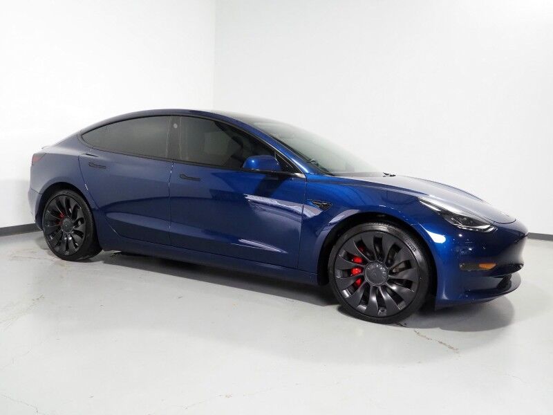 2023 Tesla Model 3 Performance AWD *TRAFFIC AWARE CRUISE CONTROL, NAVIGATION, SAFETY ALERTS, SURROUND VIEW CAMERAS, PANORAMA GLASS ROOF, HEATED SEATS/STEERING WHEEL, 20 INCH UBERTURBINE WHEELS, WIRELESS CHARGING