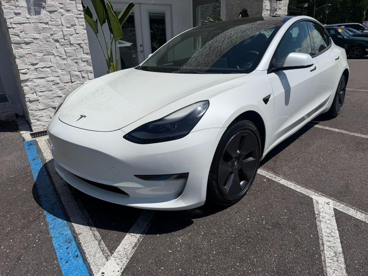 2023 Tesla Model 3 RWD