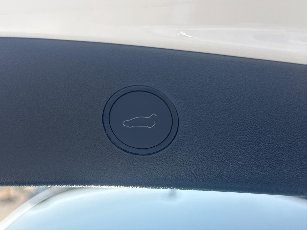 2023 Tesla Model 3 RWD *Ltd Avail*White Interior/ONE OWNER/NO ACCIDENT/SHOWROOM CONDITION Richmond Hill ON