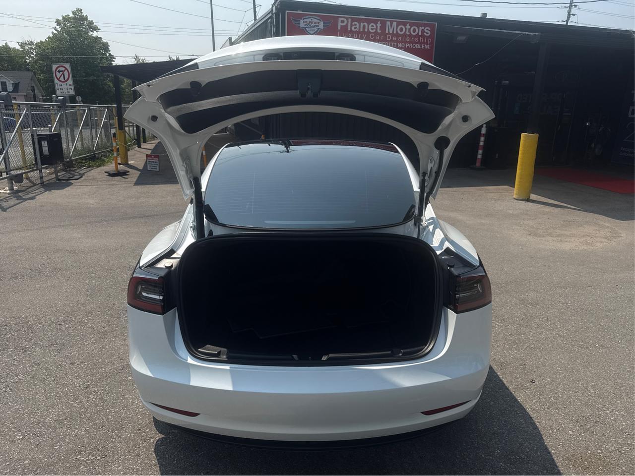 2023 Tesla Model 3 RWD *Ltd Avail*White Interior/ONE OWNER/NO ACCIDENT/SHOWROOM CONDITION Richmond Hill ON