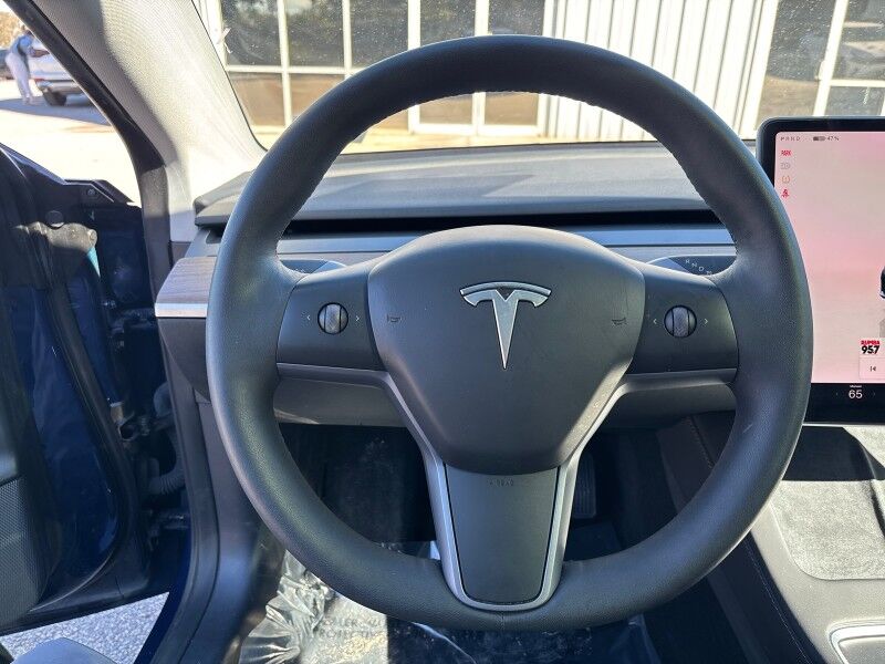 2023 Tesla Model 3 Standard Range * 272mi Est. Range * Seffner FL