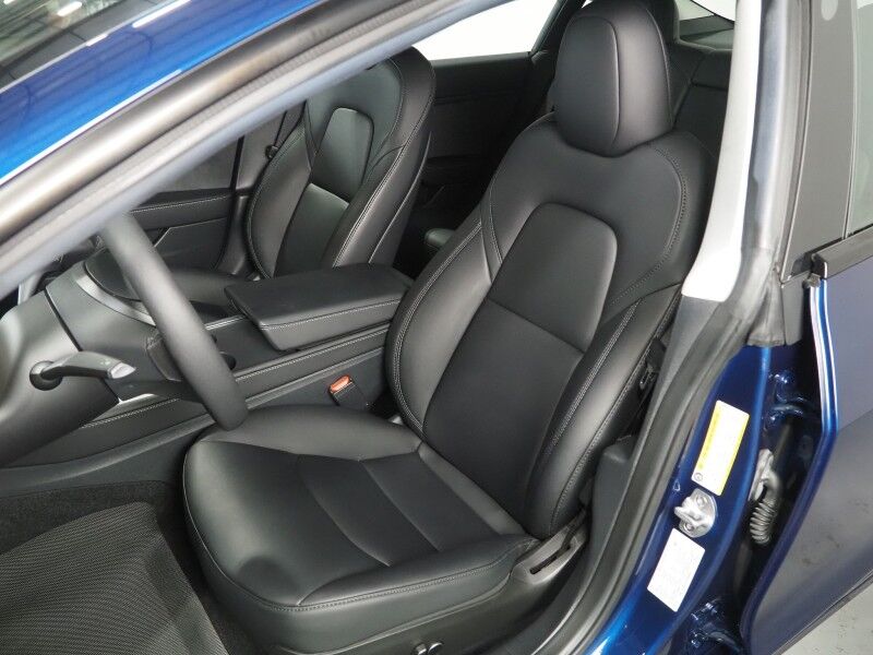 2023 Tesla Model 3 *TRAFFIC AWARE CRUISE CONTROL, NAVIGATION, SAFETY ALERTS, SURROUND VIEW CAMERAS, PANORAMA GLASS ROOF, HEATED SEATS/STEERING WHEEL, BLUETOOTH, WIRELESS CHARGING Round Rock TX