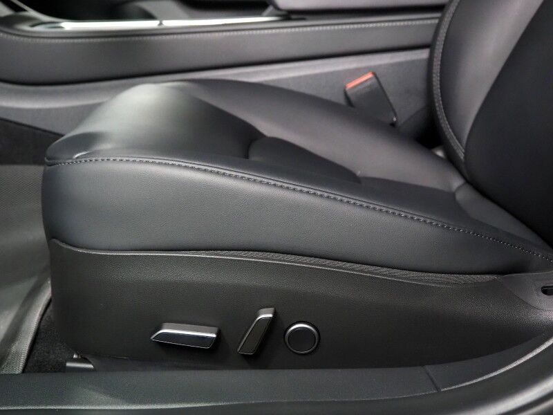 2023 Tesla Model 3 *TRAFFIC AWARE CRUISE CONTROL, NAVIGATION, SAFETY ALERTS, SURROUND VIEW CAMERAS, PANORAMA GLASS ROOF, HEATED SEATS/STEERING WHEEL, BLUETOOTH, WIRELESS CHARGING Round Rock TX