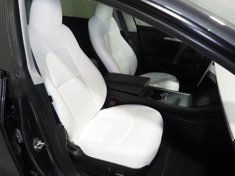 2023 Tesla Model 3 *TRAFFIC AWARE CRUISE CONTROL, NAVIGATION, SAFETY ALERTS, SURROUND VIEW CAMERAS, PANORAMA GLASS ROOF, HEATED SEATS/STEERING WHEEL, BLUETOOTH, WIRELESS CHARGING
