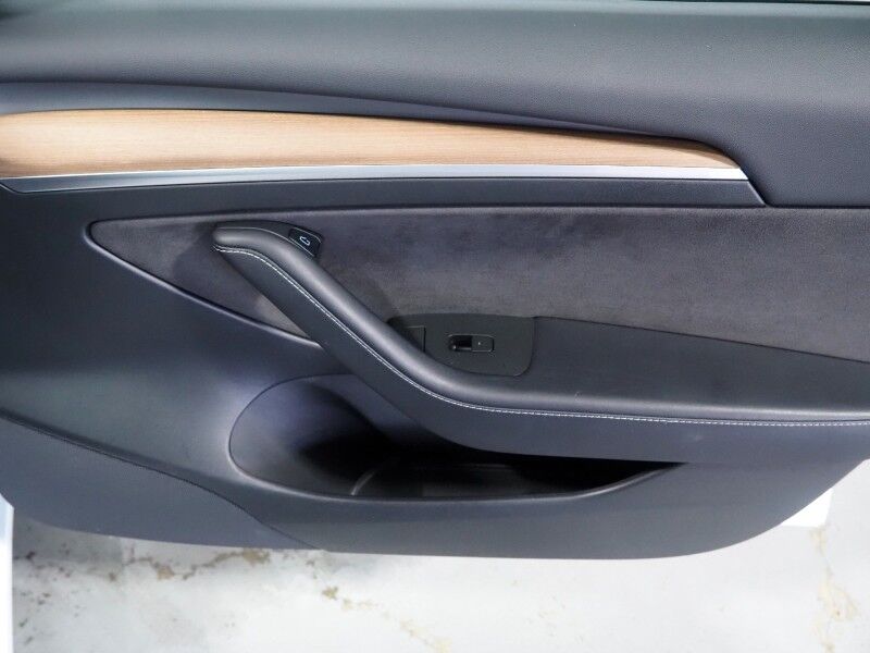 2023 Tesla Model 3 *TRAFFIC AWARE CRUISE CONTROL, NAVIGATION, SAFETY ALERTS, SURROUND VIEW CAMERAS, PANORAMA GLASS ROOF, HEATED SEATS/STEERING WHEEL, BLUETOOTH, WIRELESS CHARGING Round Rock TX
