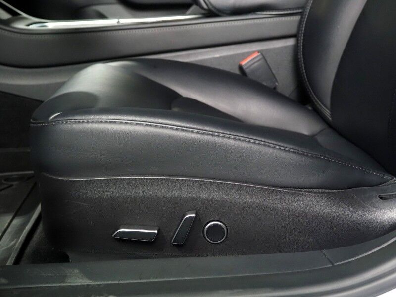 2023 Tesla Model 3 *TRAFFIC AWARE CRUISE CONTROL, NAVIGATION, SAFETY ALERTS, SURROUND VIEW CAMERAS, PANORAMA GLASS ROOF, HEATED SEATS/STEERING WHEEL, BLUETOOTH, WIRELESS CHARGING Round Rock TX