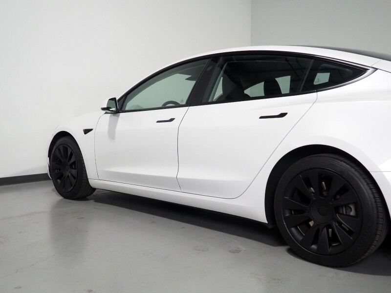 2023 Tesla Model 3 *TRAFFIC AWARE CRUISE CONTROL, NAVIGATION, SAFETY ALERTS, SURROUND VIEW CAMERAS, PANORAMA GLASS ROOF, HEATED SEATS/STEERING WHEEL, BLUETOOTH, WIRELESS CHARGING Round Rock TX