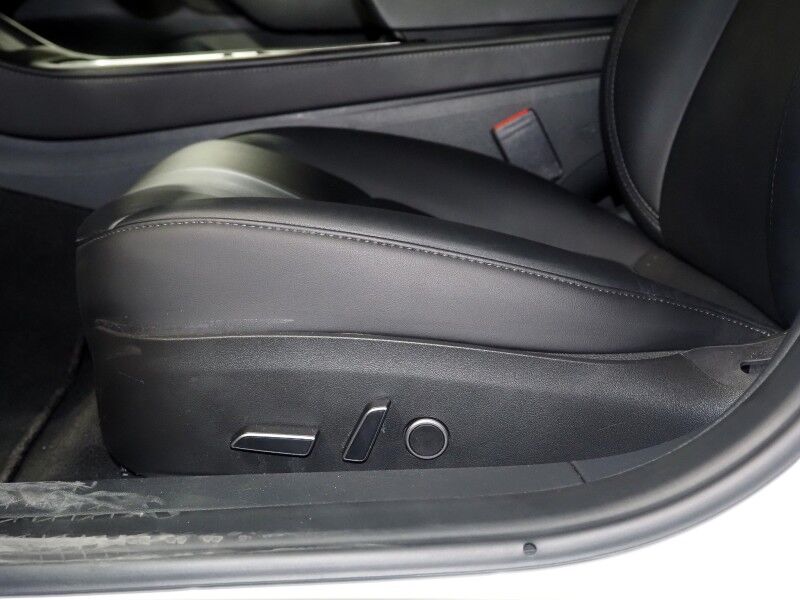2023 Tesla Model 3 *TRAFFIC AWARE CRUISE CONTROL, NAVIGATION, SAFETY ALERTS, SURROUND VIEW CAMERAS, PANORAMA GLASS ROOF, HEATED SEATS/STEERING WHEEL, BLUETOOTH, WIRELESS CHARGING Round Rock TX