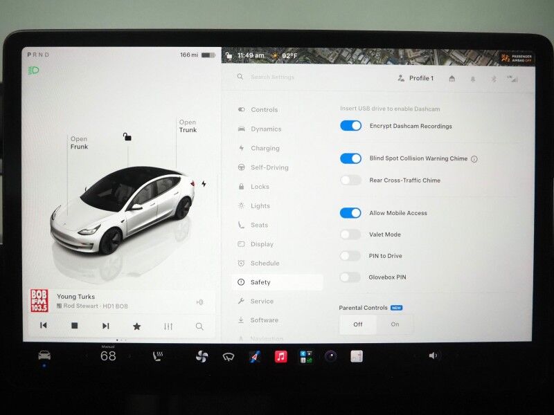 2023 Tesla Model 3 *TRAFFIC AWARE CRUISE CONTROL, NAVIGATION, SAFETY ALERTS, SURROUND VIEW CAMERAS, PANORAMA GLASS ROOF, HEATED SEATS/STEERING WHEEL, BLUETOOTH, WIRELESS CHARGING Round Rock TX