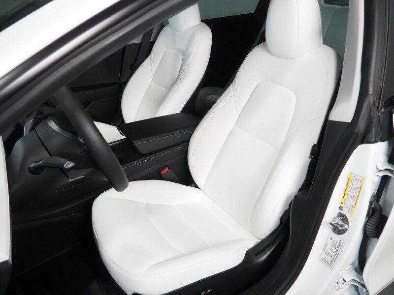 2023 Tesla Model 3 *TRAFFIC AWARE CRUISE CONTROL, NAVIGATION, SAFETY ALERTS, SURROUND VIEW CAMERAS, PANORAMA GLASS ROOF, HEATED SEATS/STEERING WHEEL, BLUETOOTH, WIRELESS CHARGING Round Rock TX
