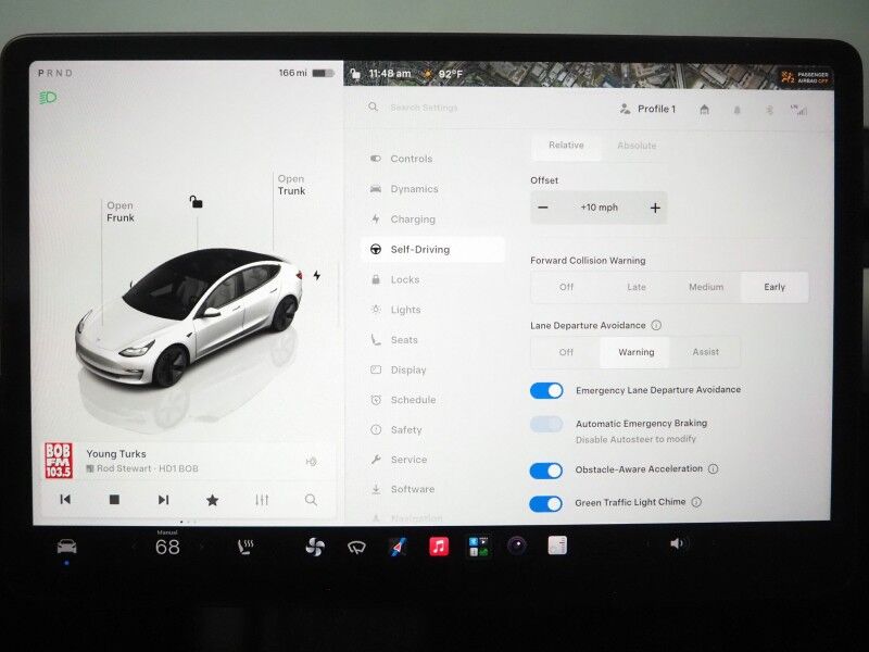 2023 Tesla Model 3 *TRAFFIC AWARE CRUISE CONTROL, NAVIGATION, SAFETY ALERTS, SURROUND VIEW CAMERAS, PANORAMA GLASS ROOF, HEATED SEATS/STEERING WHEEL, BLUETOOTH, WIRELESS CHARGING Round Rock TX