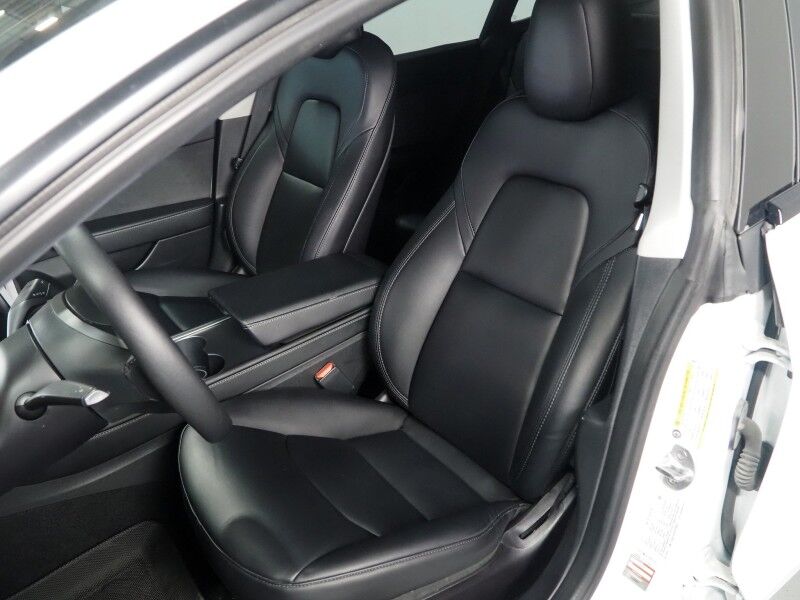 2023 Tesla Model 3 *TRAFFIC AWARE CRUISE CONTROL, NAVIGATION, SAFETY ALERTS, SURROUND VIEW CAMERAS, PANORAMA GLASS ROOF, HEATED SEATS/STEERING WHEEL, BLUETOOTH, WIRELESS CHARGING Round Rock TX