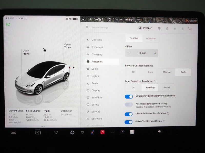 2023 Tesla Model 3 *TRAFFIC AWARE CRUISE CONTROL, NAVIGATION, SAFETY ALERTS, SURROUND VIEW CAMERAS, PANORAMA GLASS ROOF, HEATED SEATS/STEERING WHEEL, BLUETOOTH, WIRELESS CHARGING Round Rock TX