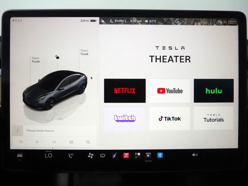 2023 Tesla Model 3 *TRAFFIC AWARE CRUISE CONTROL, NAVIGATION, SAFETY ALERTS, SURROUND VIEW CAMERAS, PANORAMA GLASS ROOF, HEATED SEATS/STEERING WHEEL, BLUETOOTH, WIRELESS CHARGING Round Rock TX