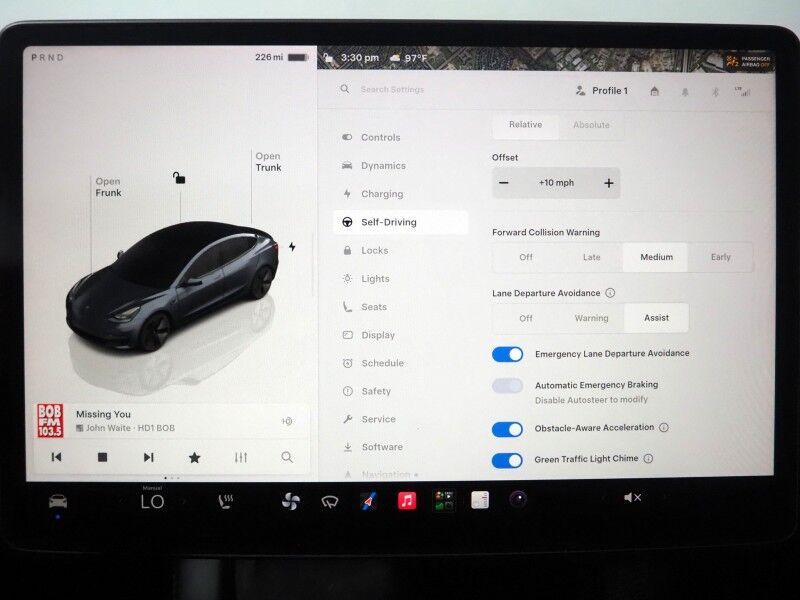 2023 Tesla Model 3 *TRAFFIC AWARE CRUISE CONTROL, NAVIGATION, SAFETY ALERTS, SURROUND VIEW CAMERAS, PANORAMA GLASS ROOF, HEATED SEATS/STEERING WHEEL, BLUETOOTH, WIRELESS CHARGING Round Rock TX