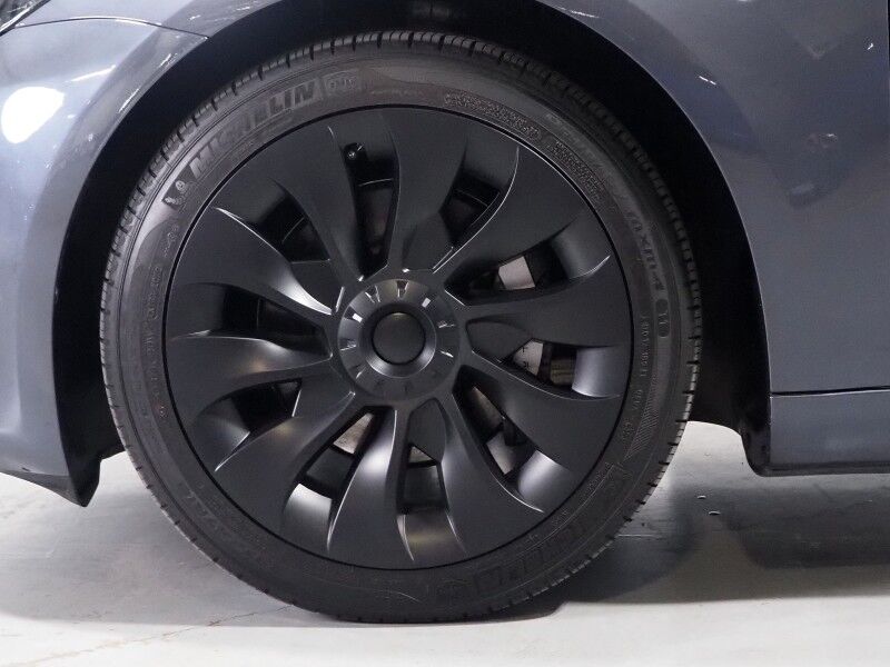 2023 Tesla Model 3 *TRAFFIC AWARE CRUISE CONTROL, NAVIGATION, SAFETY ALERTS, SURROUND VIEW CAMERAS, PANORAMA GLASS ROOF, HEATED SEATS/STEERING WHEEL, BLUETOOTH, WIRELESS CHARGING Round Rock TX