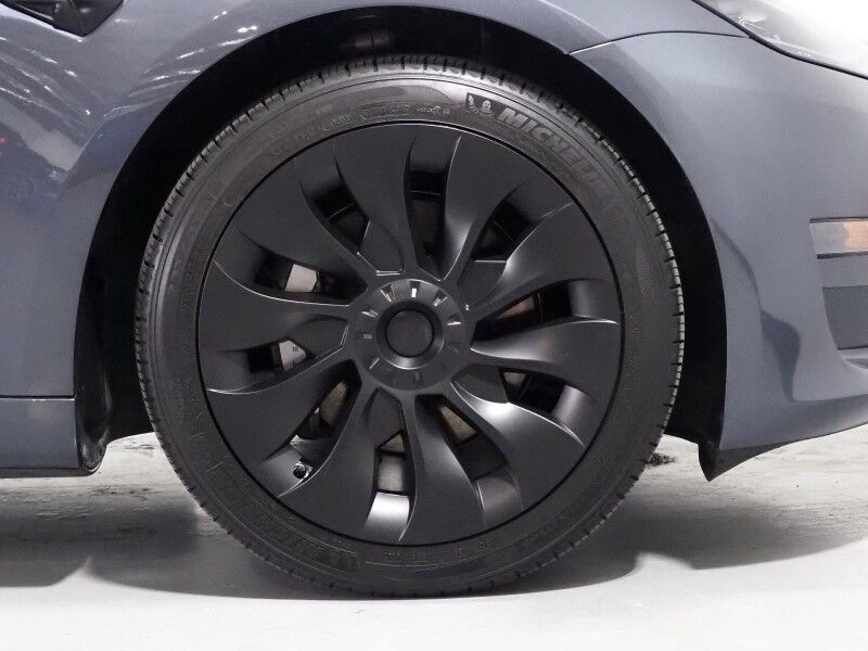 2023 Tesla Model 3 *TRAFFIC AWARE CRUISE CONTROL, NAVIGATION, SAFETY ALERTS, SURROUND VIEW CAMERAS, PANORAMA GLASS ROOF, HEATED SEATS/STEERING WHEEL, BLUETOOTH, WIRELESS CHARGING Round Rock TX