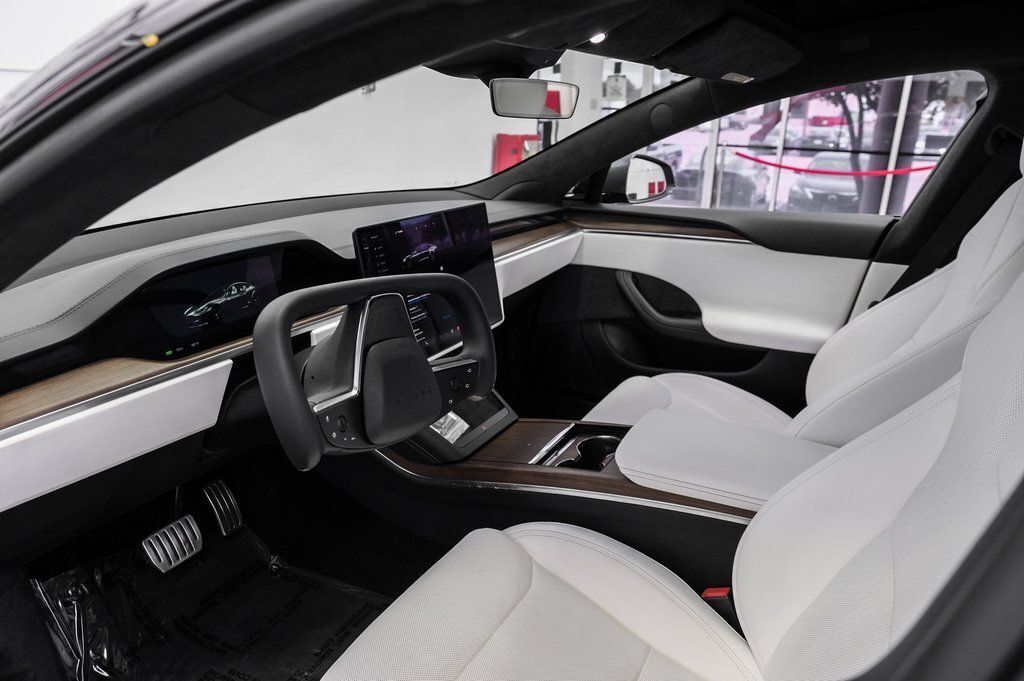 2023 Tesla Model S Base