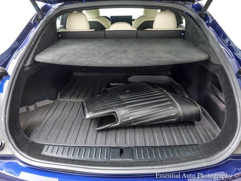 2023 Tesla Model S HW4 Willowbrook IL