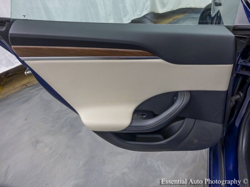 2023 Tesla Model S HW4 Willowbrook IL