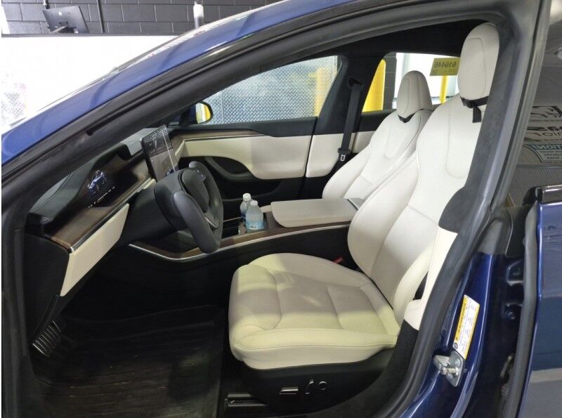 2023 Tesla Model S HW4 Willowbrook IL