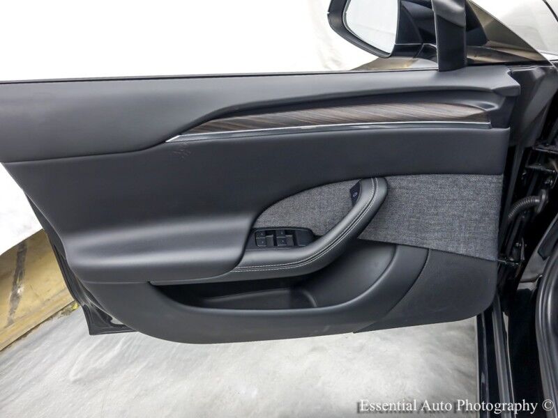 2023 Tesla Model S HW4 Willowbrook IL