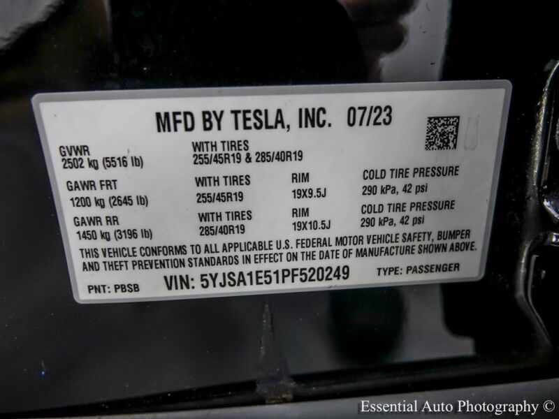 2023 Tesla Model S HW4 Willowbrook IL