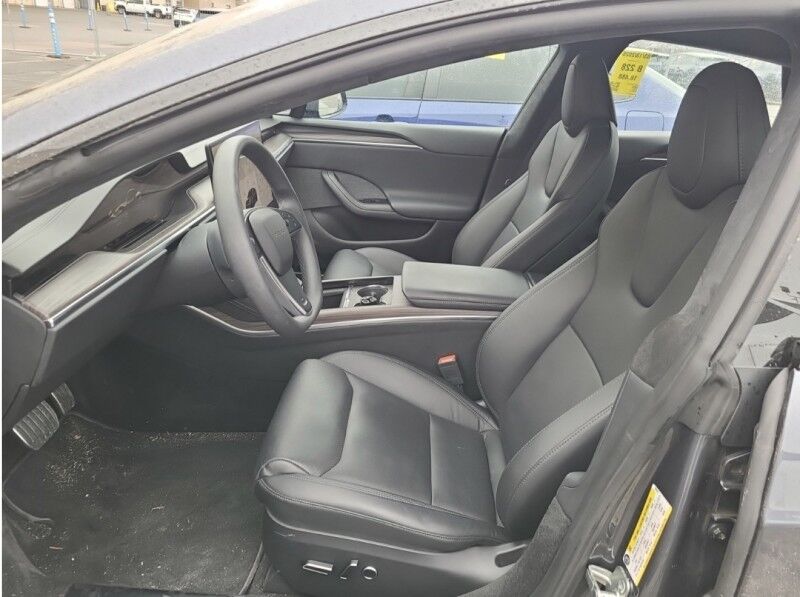 2023 Tesla Model S HW4