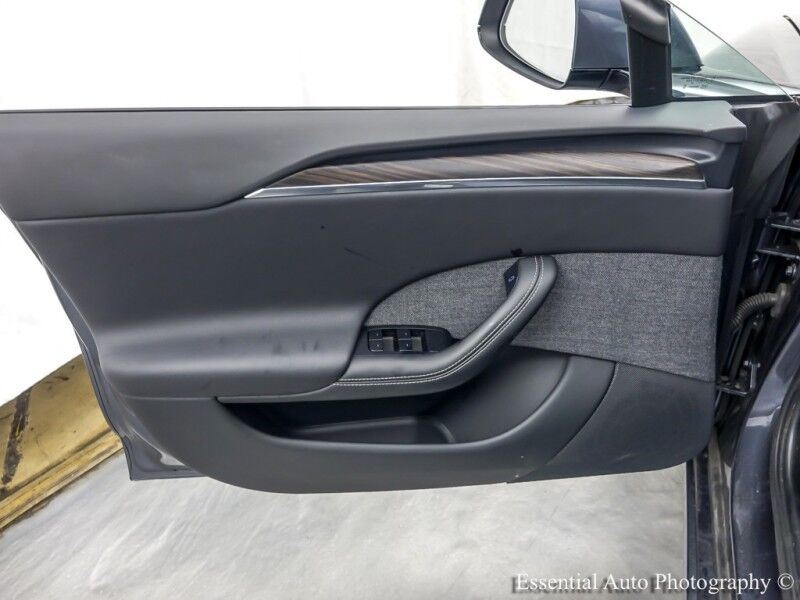 2023 Tesla Model S HW4 Willowbrook IL