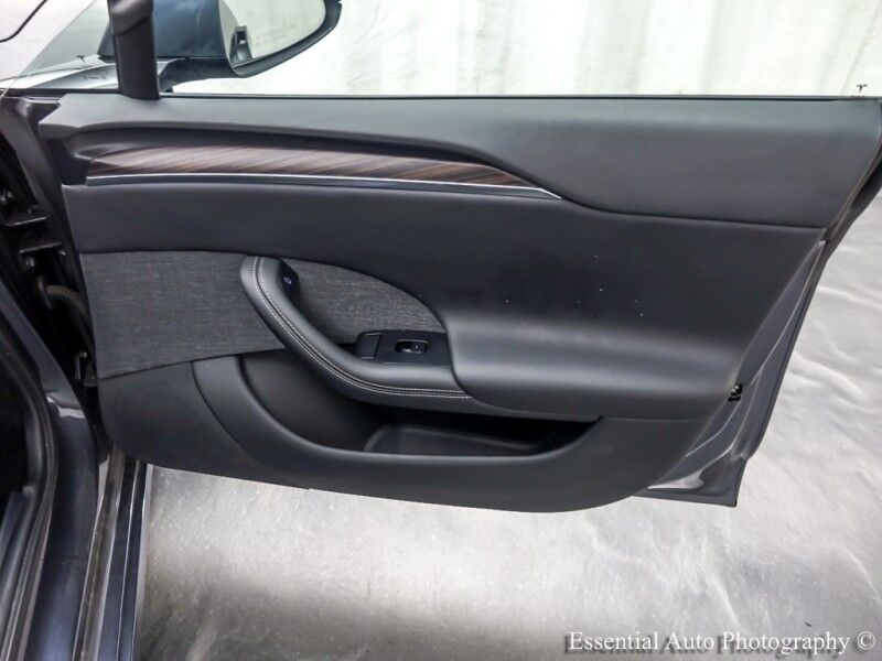 2023 Tesla Model S HW4 Willowbrook IL