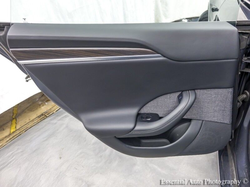 2023 Tesla Model S HW4 Willowbrook IL