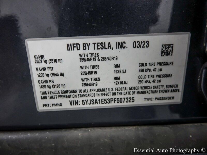 2023 Tesla Model S HW4 Willowbrook IL