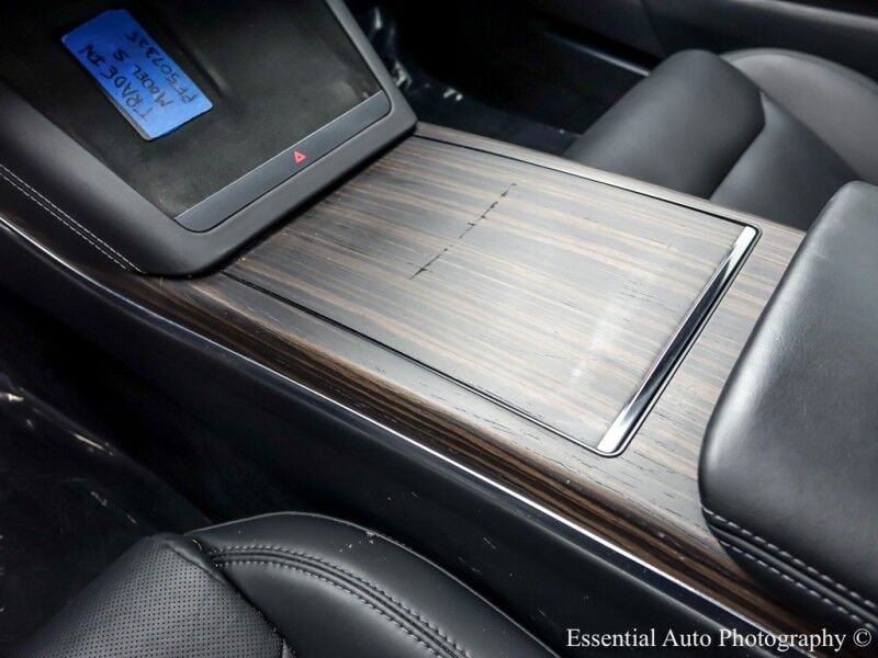 2023 Tesla Model S HW4 Willowbrook IL