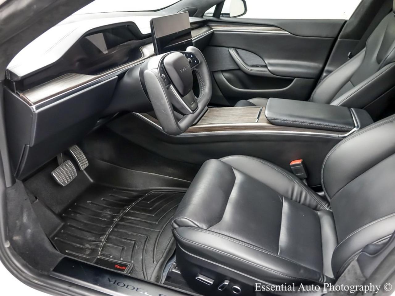 2023 Tesla Model S HW4 Willowbrook IL