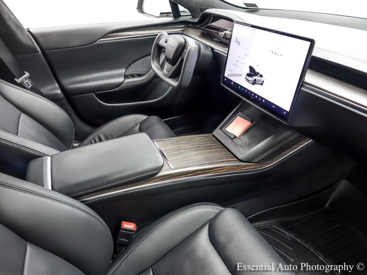 2023 Tesla Model S HW4 Willowbrook IL