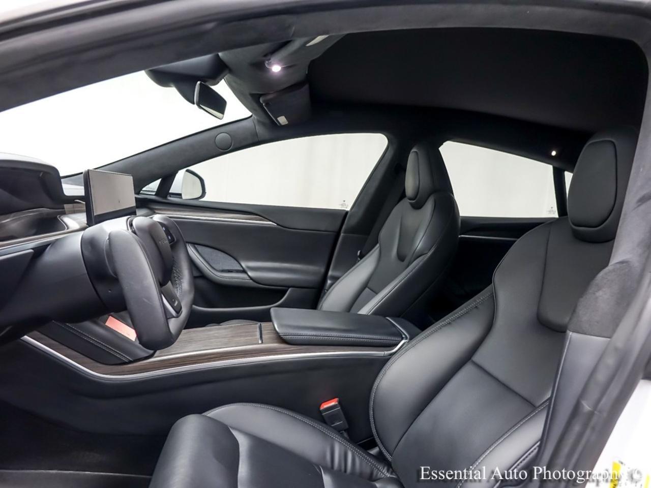 2023 Tesla Model S HW4 Willowbrook IL