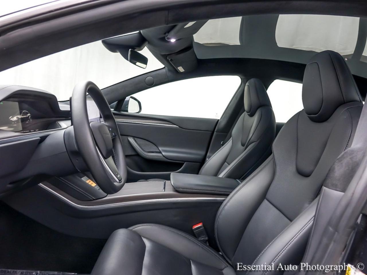 2023 Tesla Model S HW4 Willowbrook IL