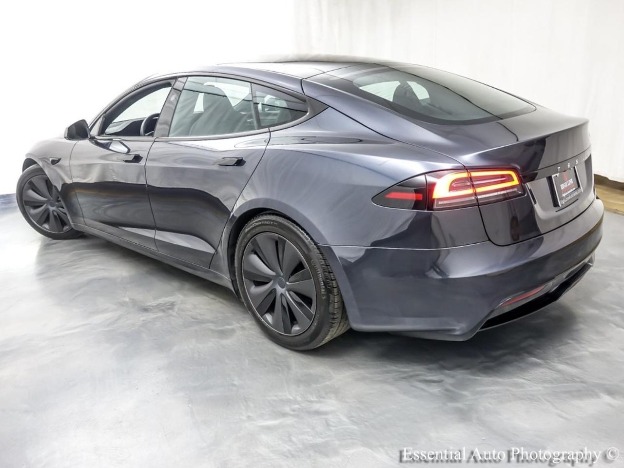 2023 Tesla Model S HW4 Willowbrook IL