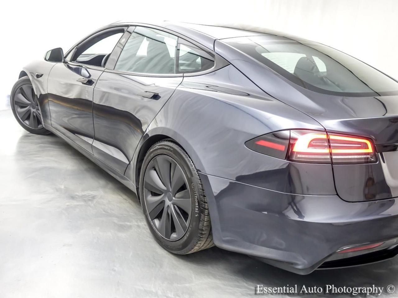 2023 Tesla Model S HW4 Willowbrook IL